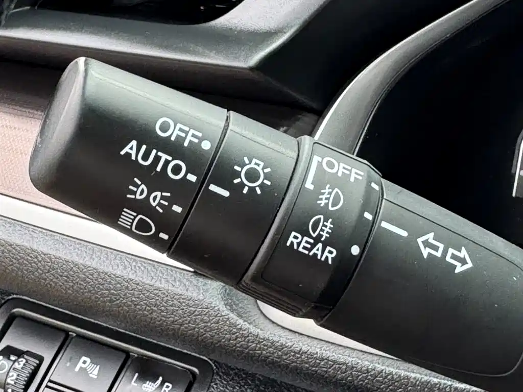 Honda Civic 2021 — фото 18