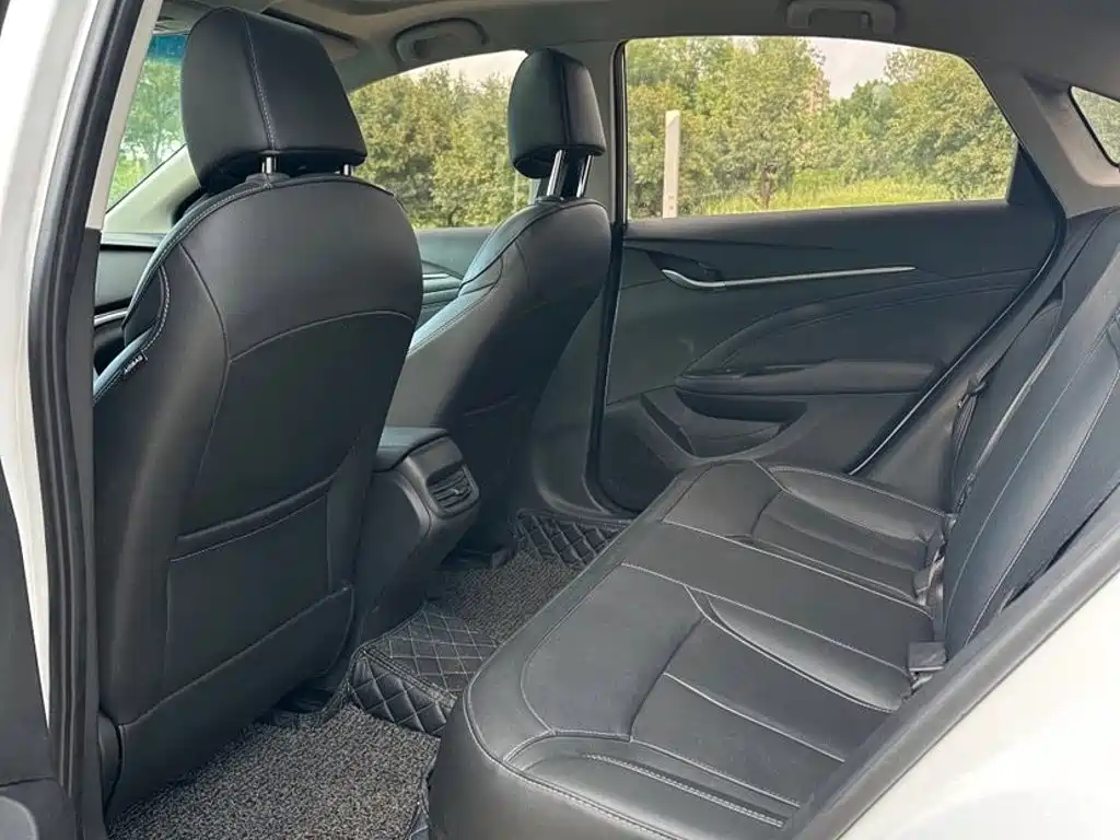 Buick Excelle GT 2016 — фото 7