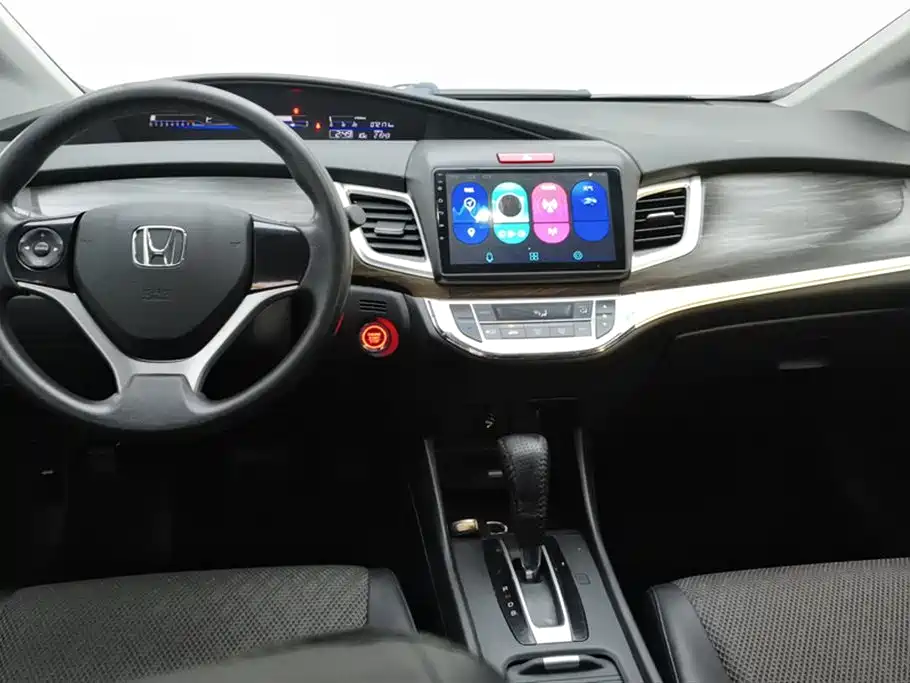 Honda Jade 2018 — фото 12
