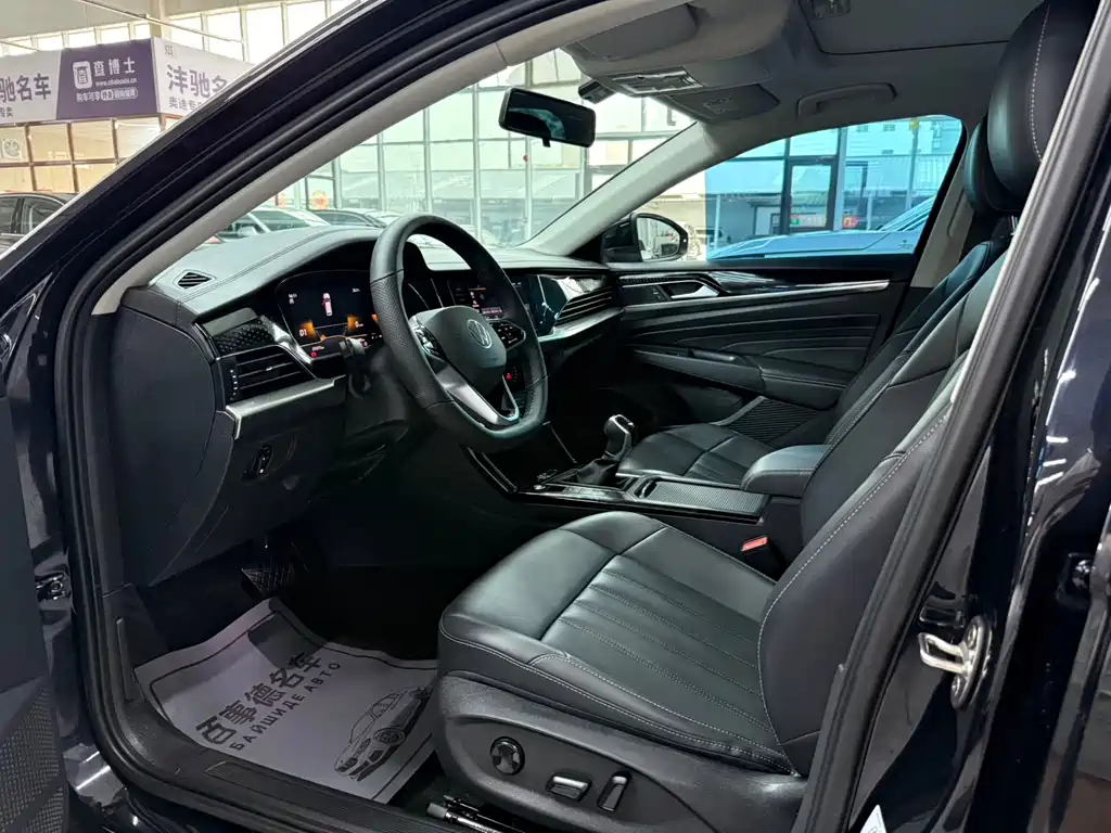 Volkswagen Passat 2022