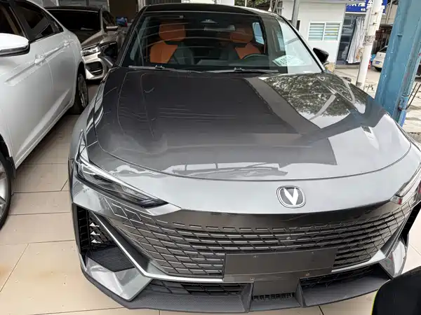 Changan UNI-V 2022