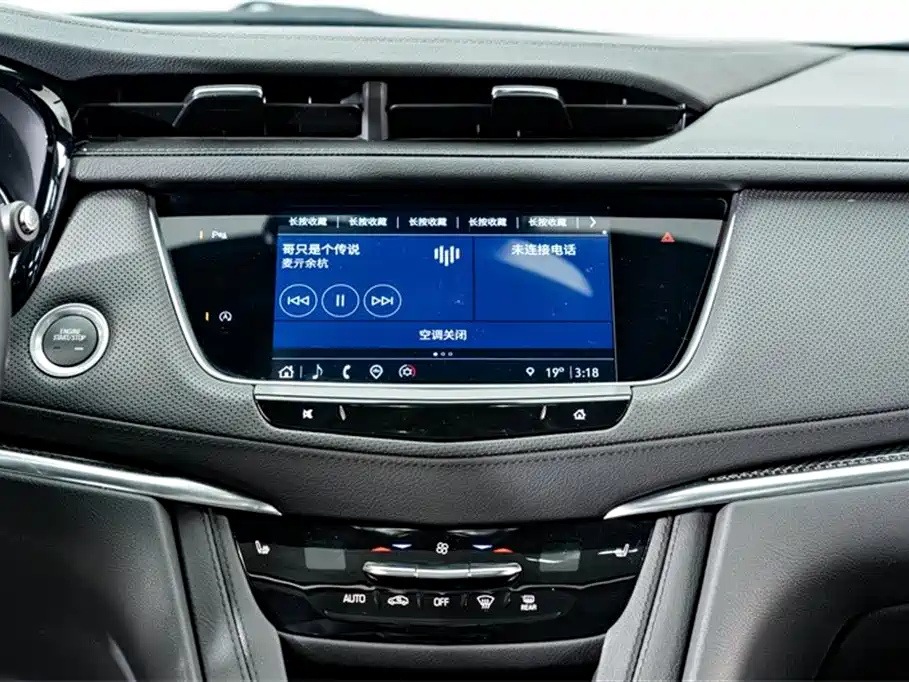 Cadillac XT5 2024 — фото 13