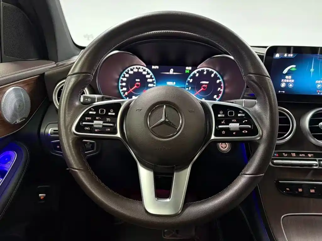 Mercedes-Benz GLC 2021 — фото 9