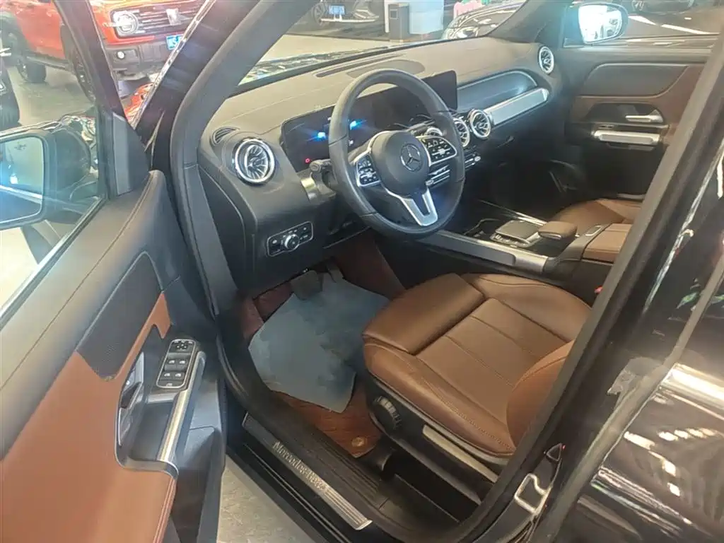 Mercedes-Benz GLB 2022 — фото 16