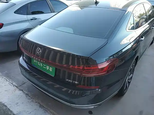 Volkswagen Passat 2022