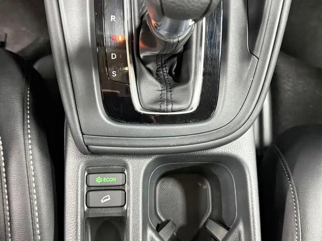 Honda Vezel 2023 — фото 11