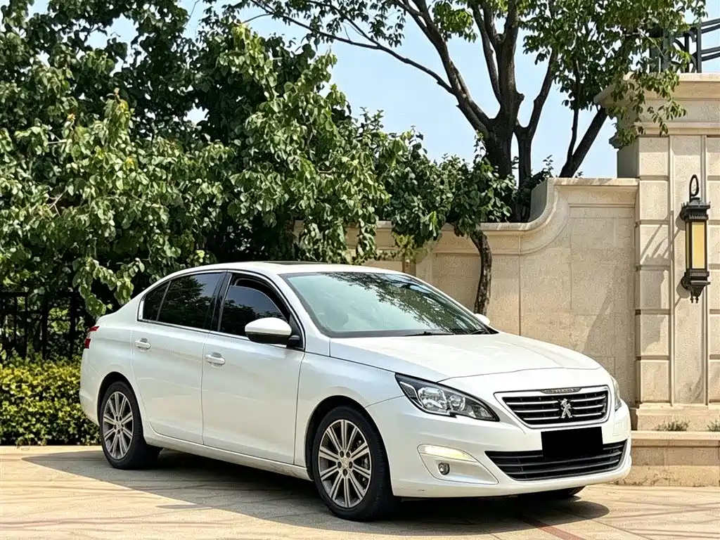 Peugeot 408 2015 — фото 3