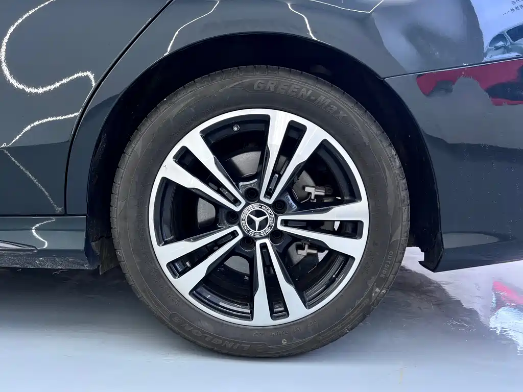 Mercedes-Benz C-Class 2020