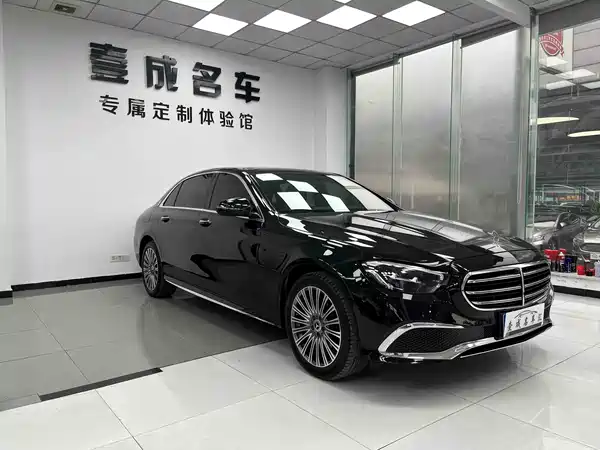 Mercedes-Benz E-Class 2024