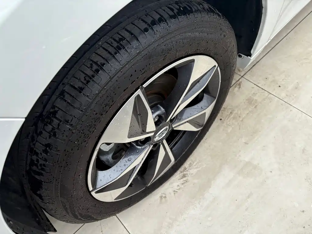 GAC Motor Trumpchi M6 2025