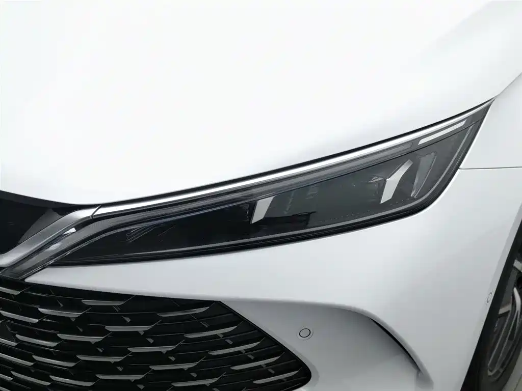 BYD Qin L 2025 — фото 7