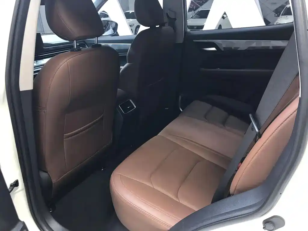 Geely Vision X6 2022 — фото 14