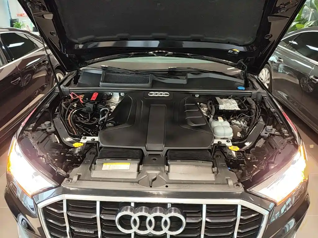 Audi Q7 2020 — фото 20