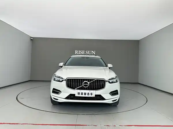 Volvo XC60 2021