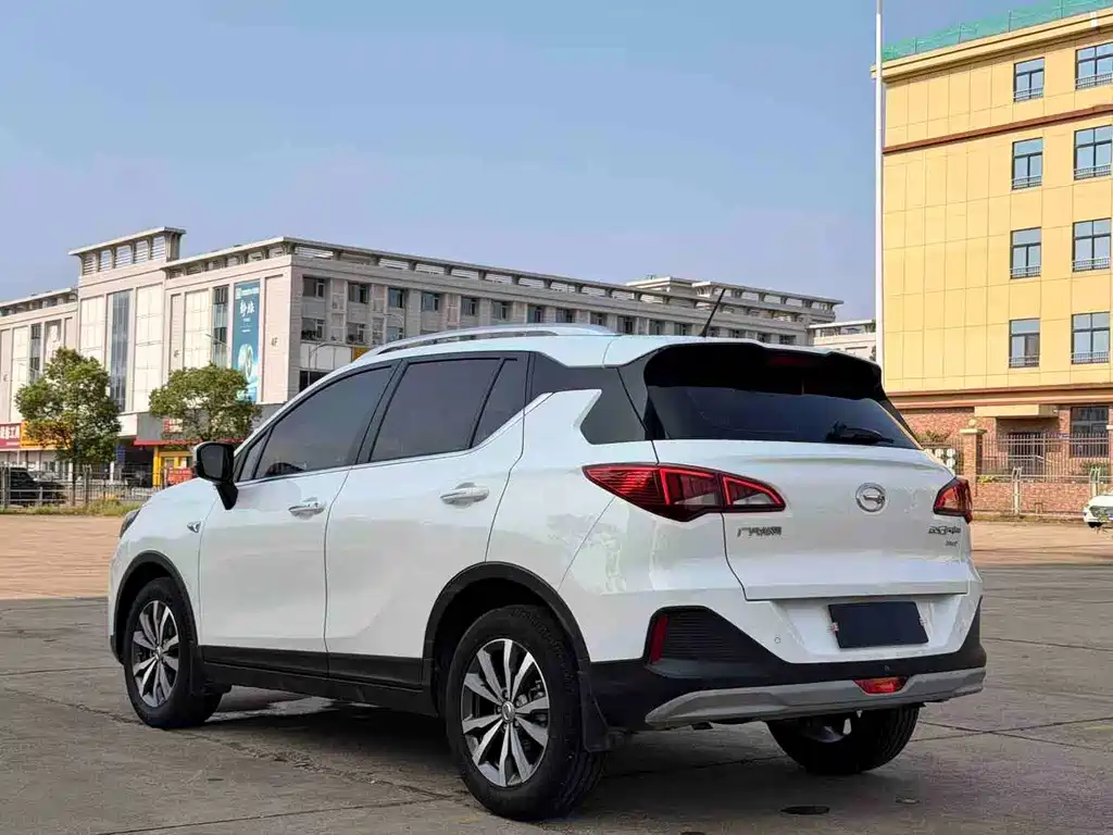 GAC Trumpchi GS3 2021 — фото 5
