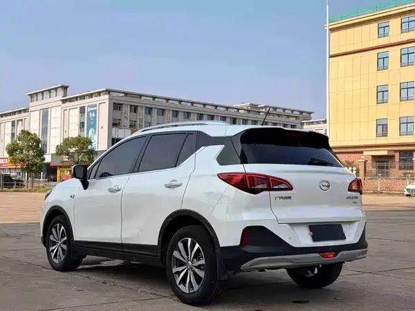 GAC Trumpchi GS3 2021