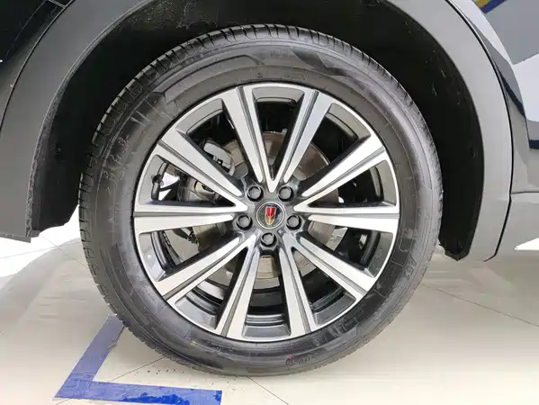 Hongqi HS7 PHEV 2025