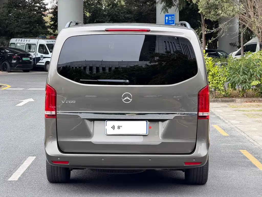 Mercedes-Benz V-Class 2018 — фото 5
