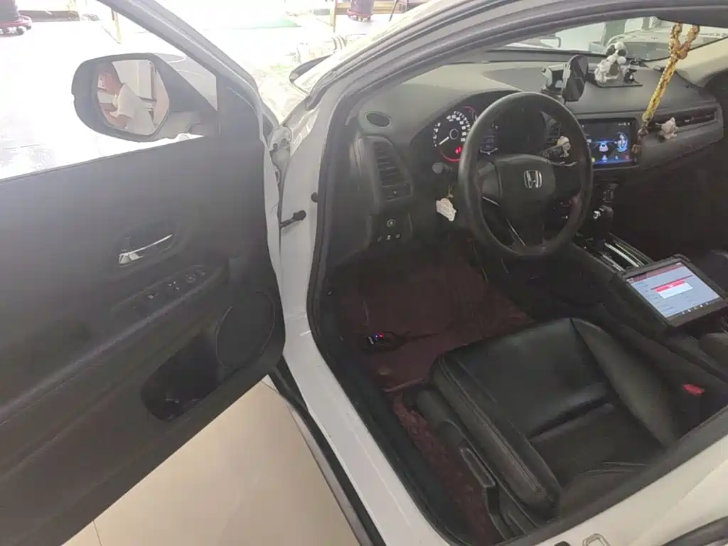 Honda Vezel 2021 — фото 16