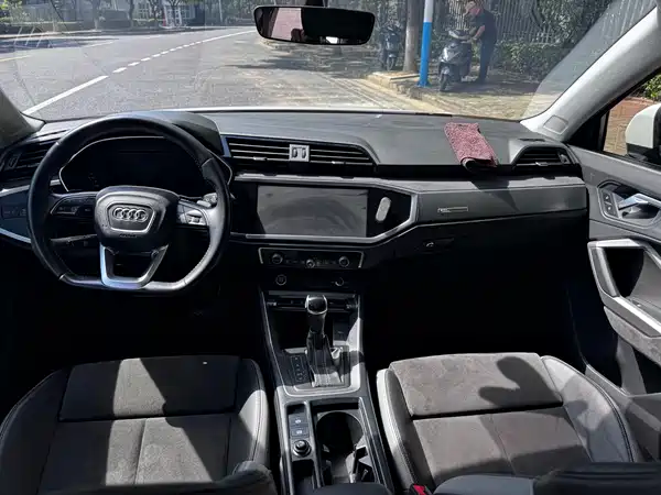 Audi Q3 2022