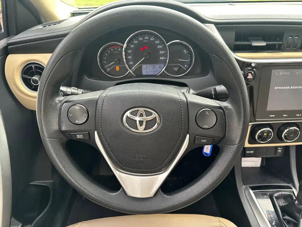 Toyota Levin 2018 — фото 16