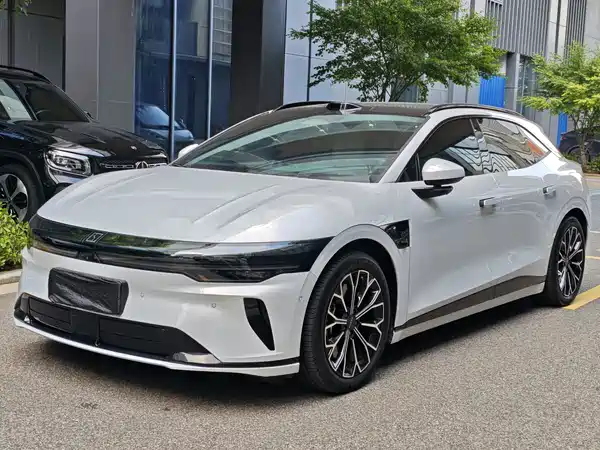 Zeekr 007GT 2025