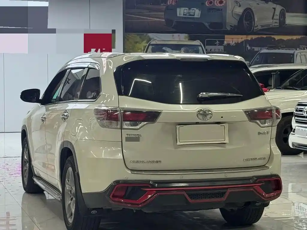 Toyota Highlander 2016 — фото 9