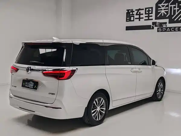 Buick GL8 2021