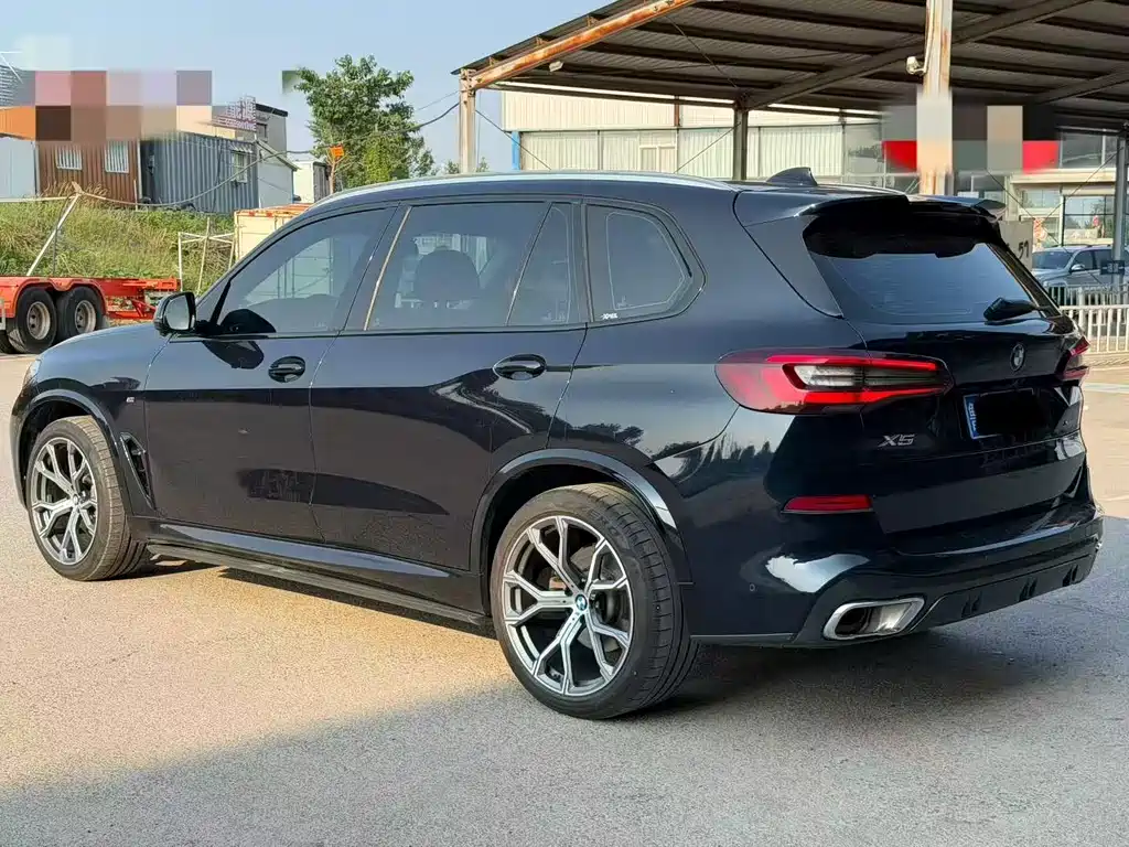 BMW X5 2022