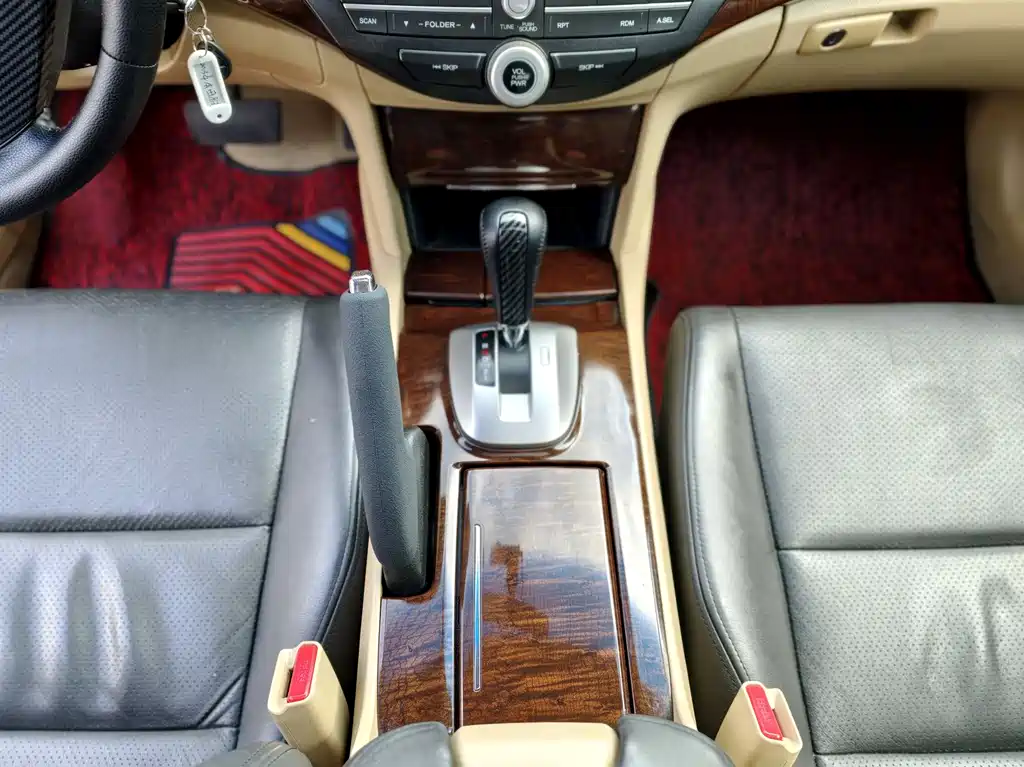 Honda Accord 2013 — фото 17