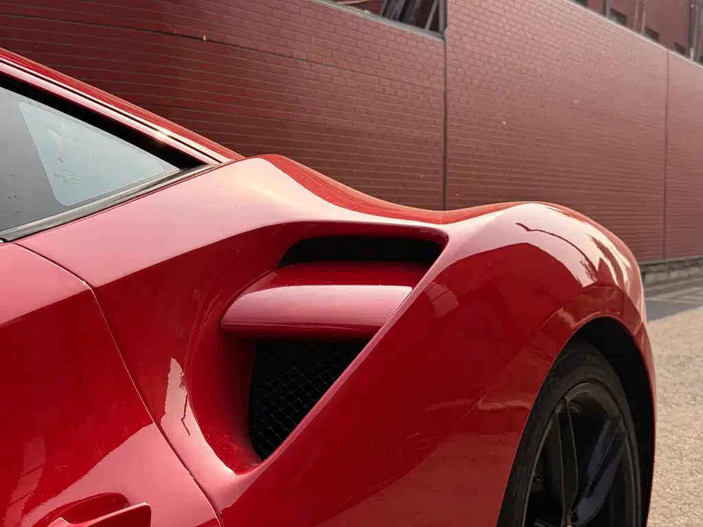 Ferrari 488 2016 — фото 17