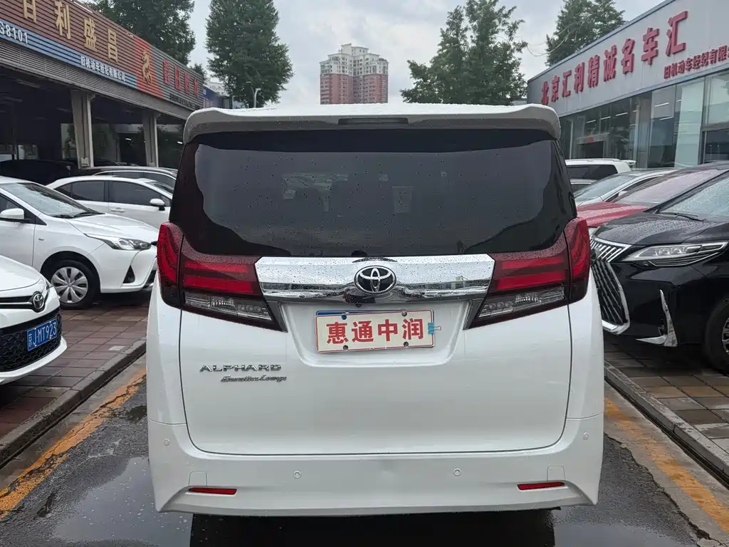 Toyota Alphard 2017 — фото 5