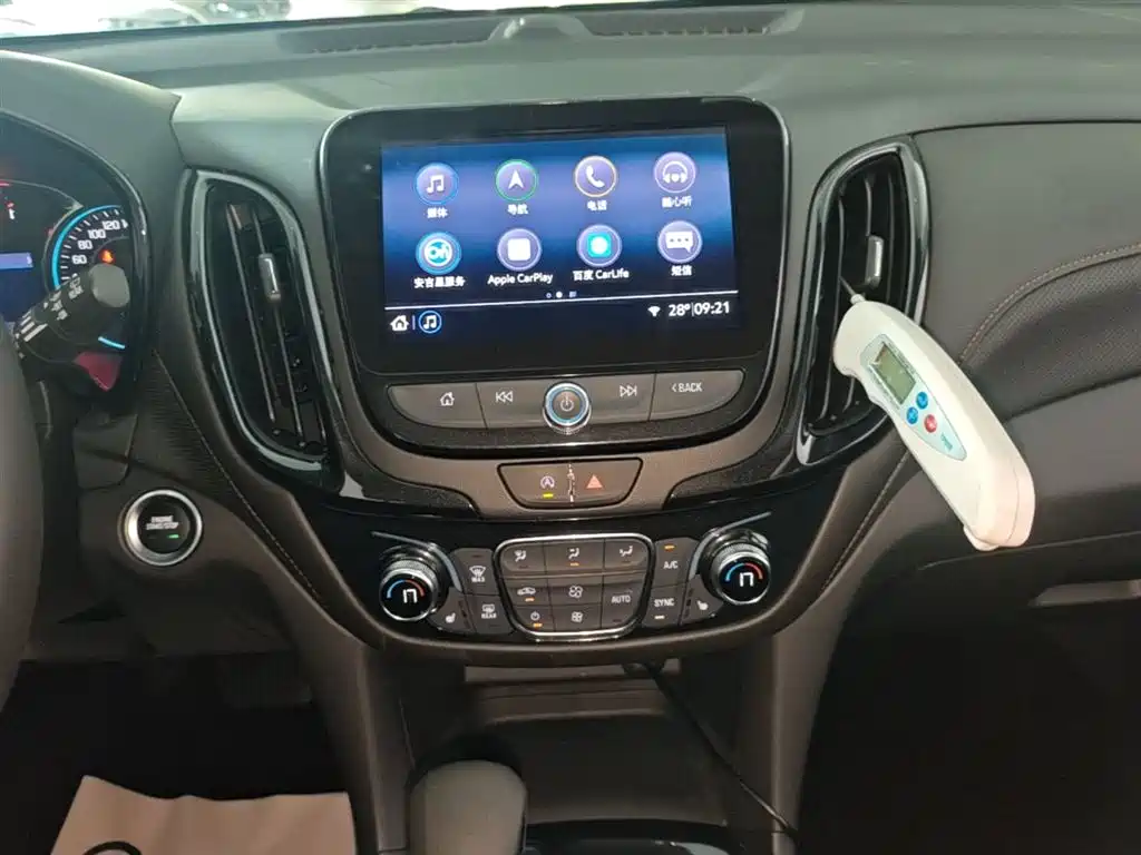 Chevrolet Equinox 2021 — фото 13