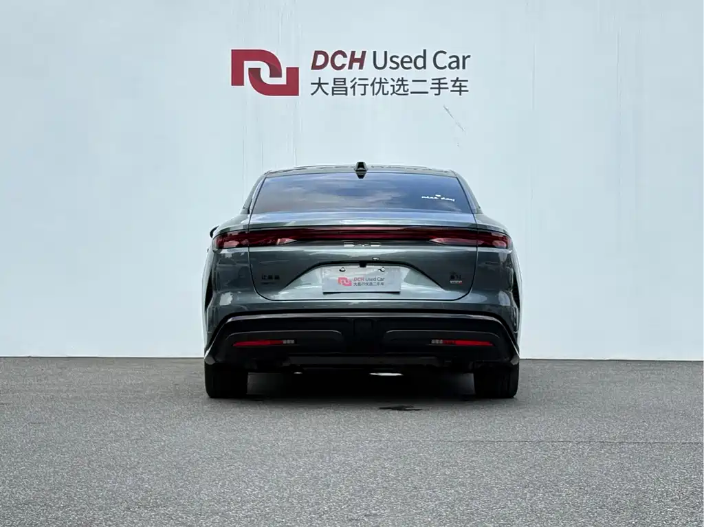 BYD Han L 2025
