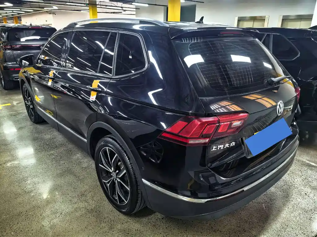 Volkswagen Tiguan L 2019 — фото 10