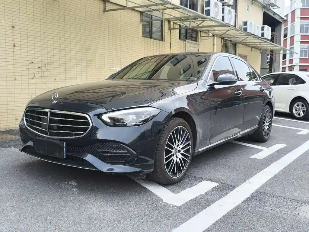 Mercedes-Benz C-Class 2022 — фото 1