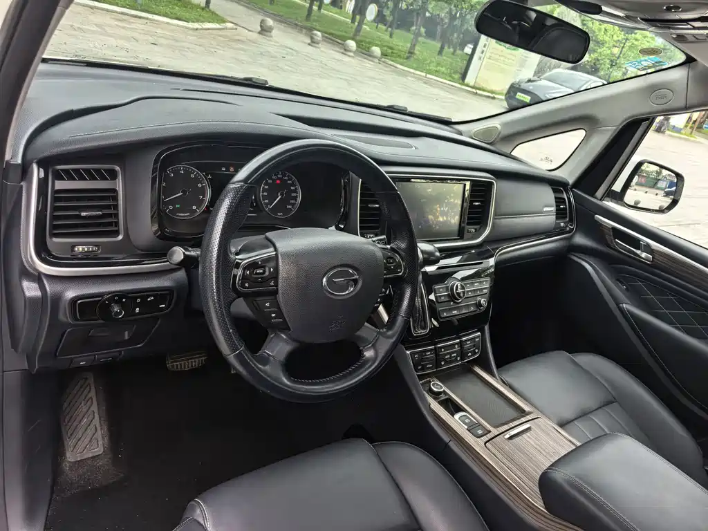 GAC Trumpchi M8 2020 — фото 9