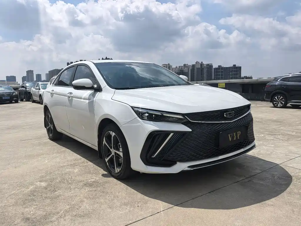 Geely Emgrand L 2022