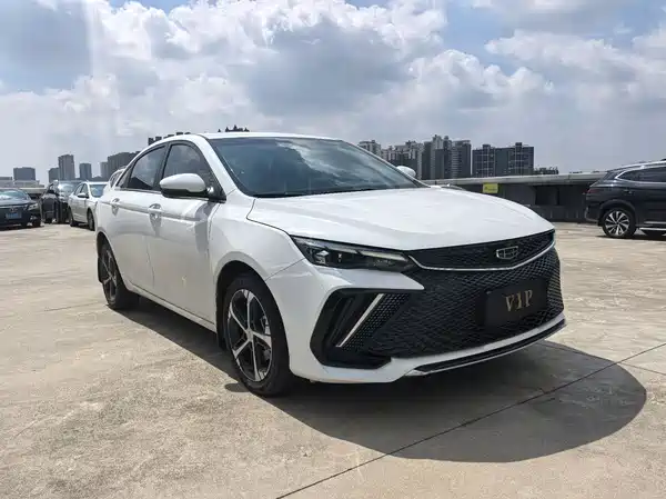 Geely Emgrand L 2022