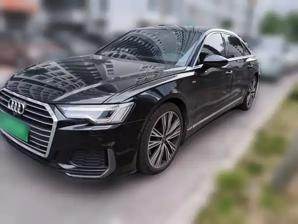 Audi A6L 2022