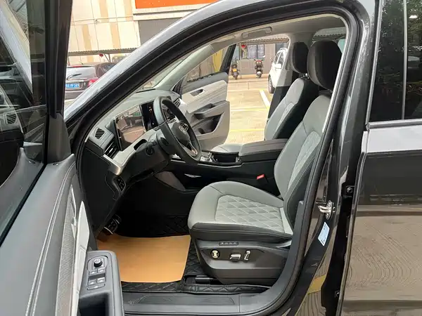 Volkswagen Tavendor 2025