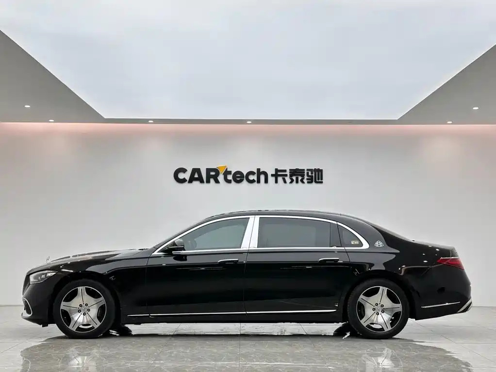 Mercedes-Benz Maybach S-Class 2022 — фото 2