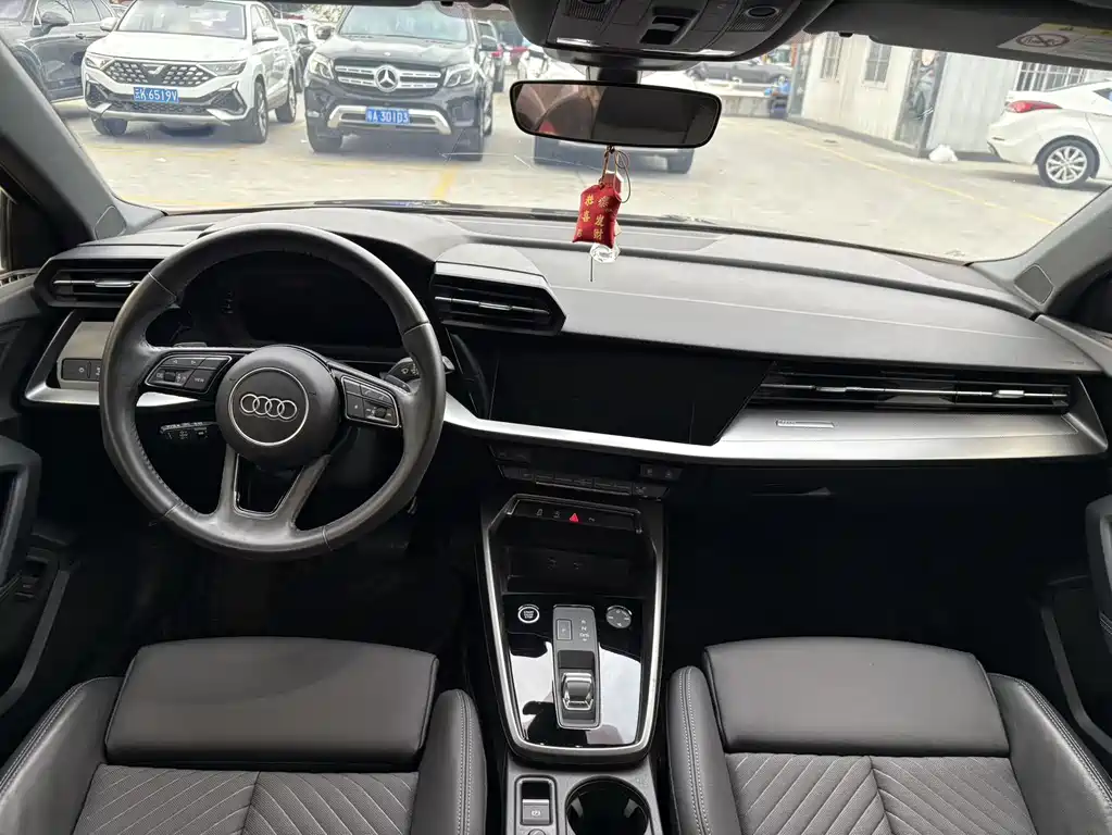 Audi A3 2022 — фото 14