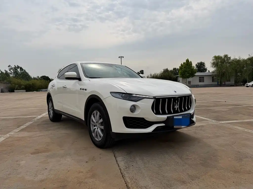 Maserati Levante 2018 — фото 3