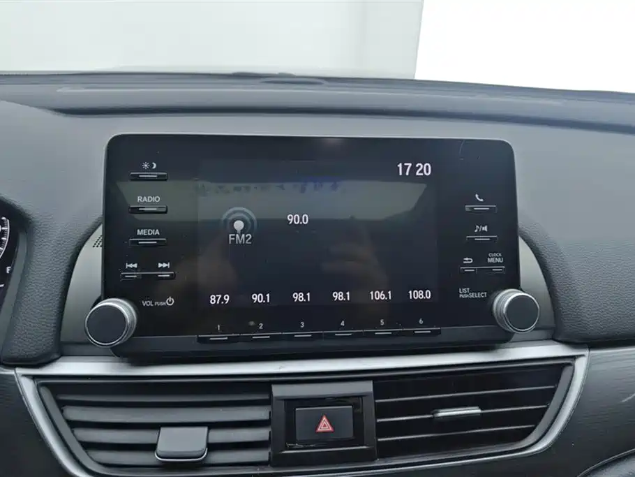 Honda Accord 2020 — фото 13