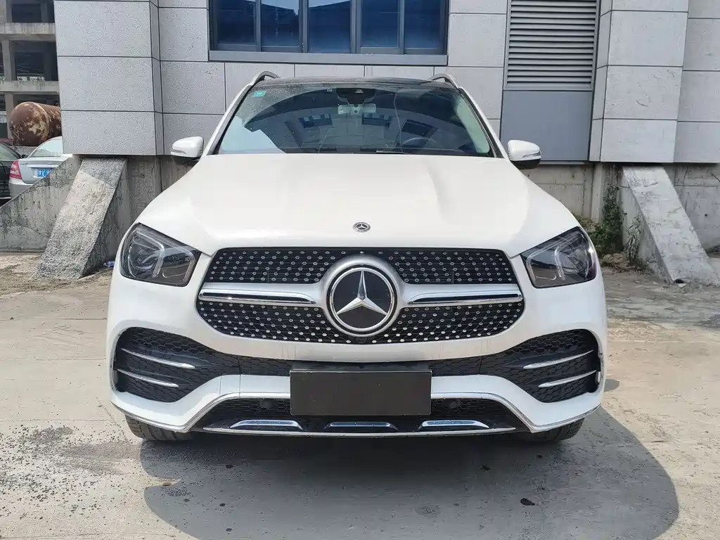 Mercedes-Benz GLE 2020 — фото 2