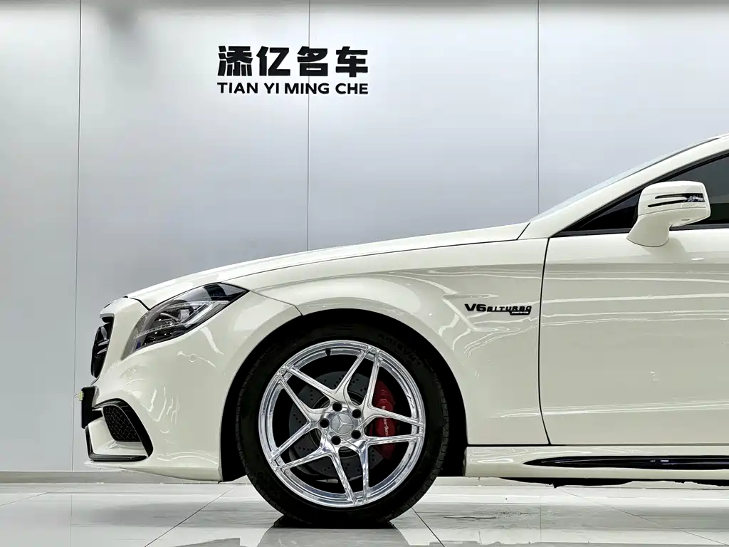 Mercedes-Benz CLS 2016 — фото 9