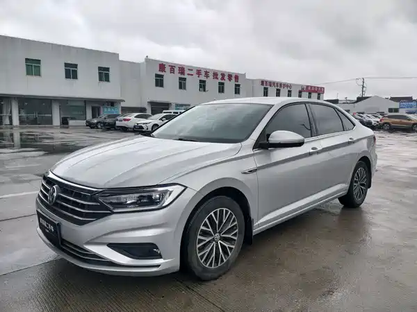 Volkswagen Sagitar 2021