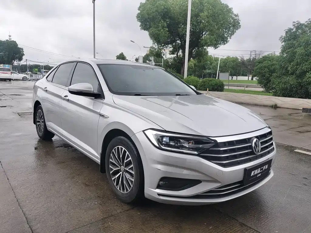 Volkswagen Sagitar 2021