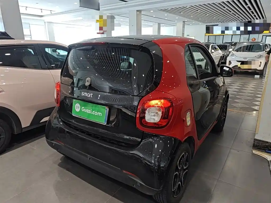 smart Fortwo 2018 — фото 7
